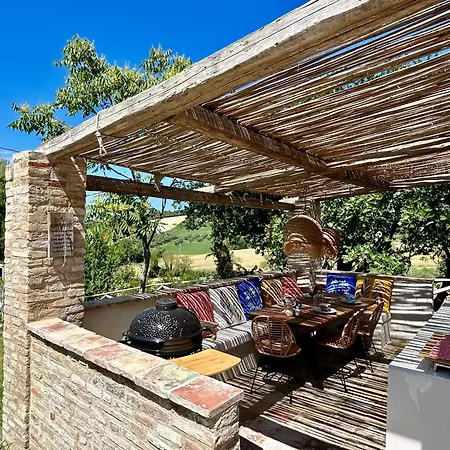 Bb Casale Di Oto Bed & Breakfast 4*